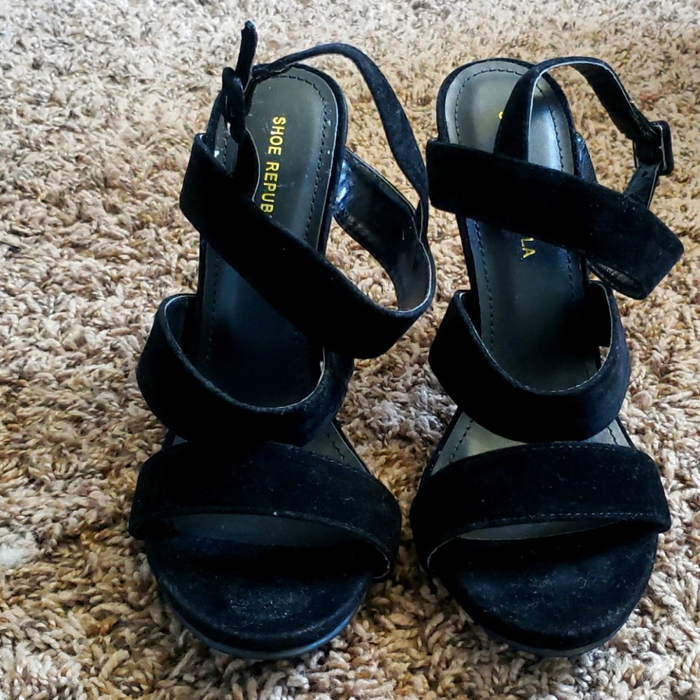 Black heels